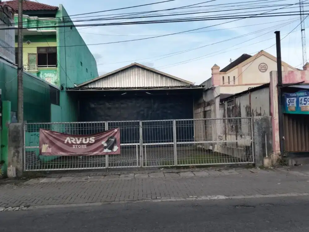 Disewakan Gudang Zona Merah Industri Lokasi Yogyakarta Luas 648m2