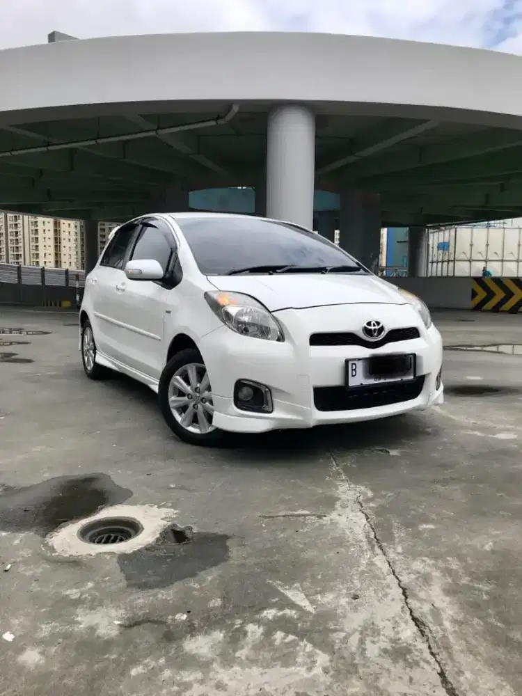 Km 69rb Toyota Yaris 1.5 S Limited AT Th 2012 White Like New Condition