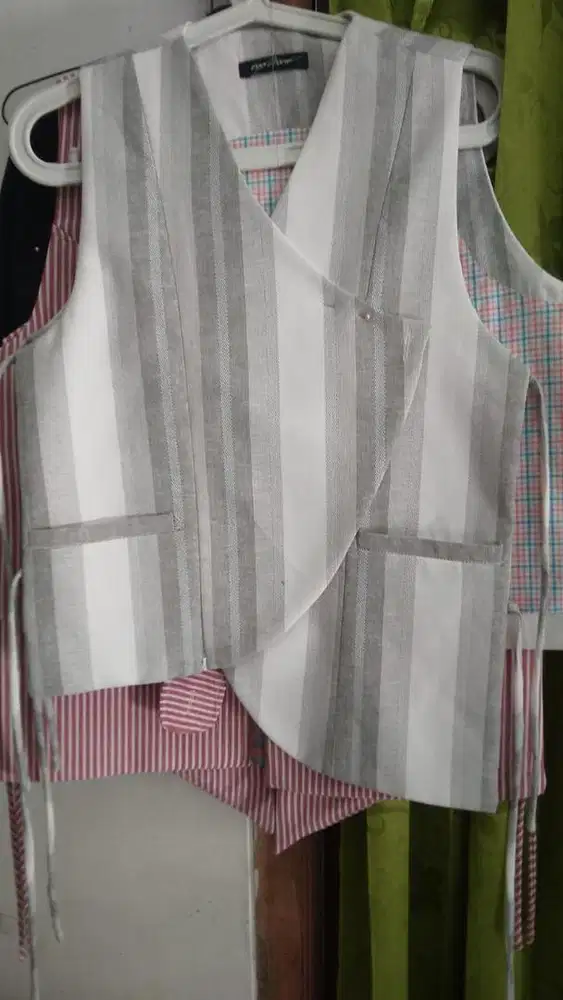 penjahit yang bisa potong