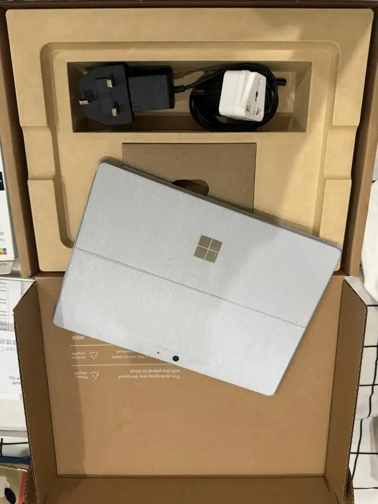 Microsoft Surface Go 4 (with keyboard surface go and slim pen 2)