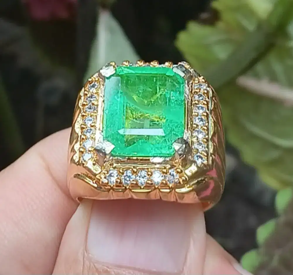 Natural  Zamrud Colombia