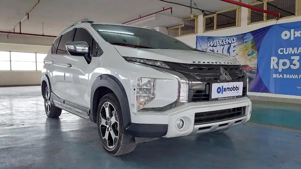 TERMURAH TDP 13JT Mitsubishi Xpander 1.5 Cross Premium Package Bensin