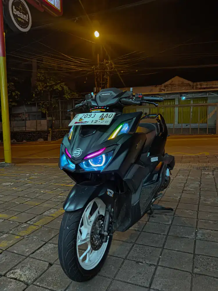 lampu depan vario