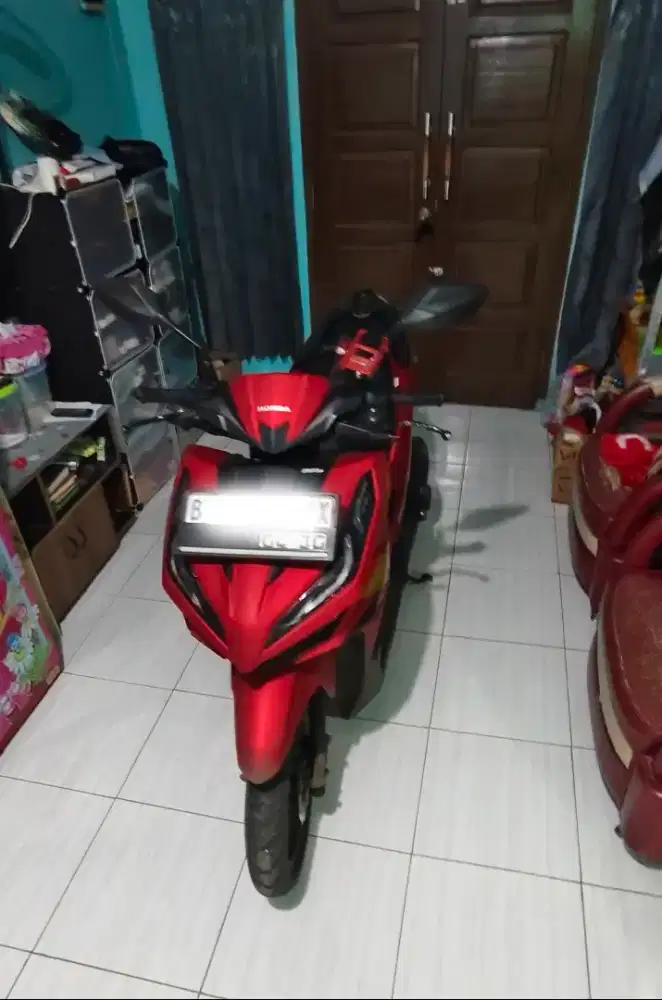 Vario 125 CBS iss