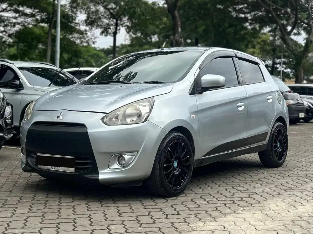 TERMURAH!! MITSUBISHI MIRAGE 1.2 GLS AT MATIC 2013 SILVER, KM 95RB