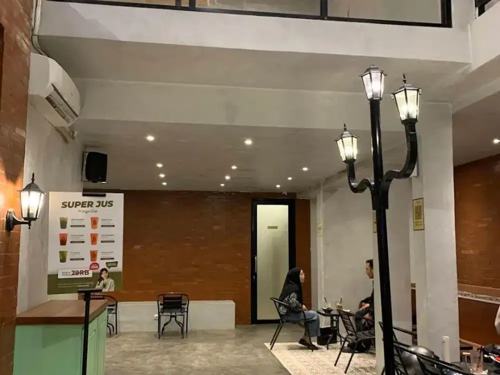 Ruang usaha cocok utk coffee shop/ cafe/resto di daerah tengah Kota Bandung