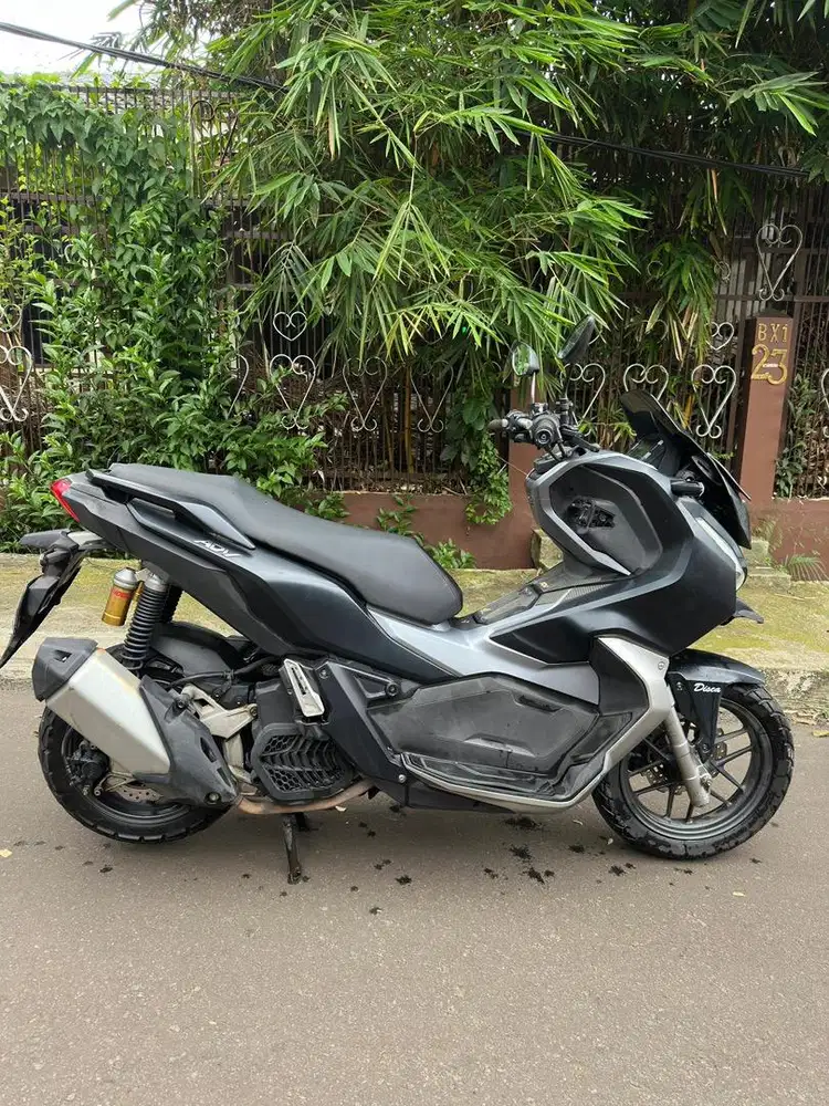 Di jual Honda ADV tahun 2020
