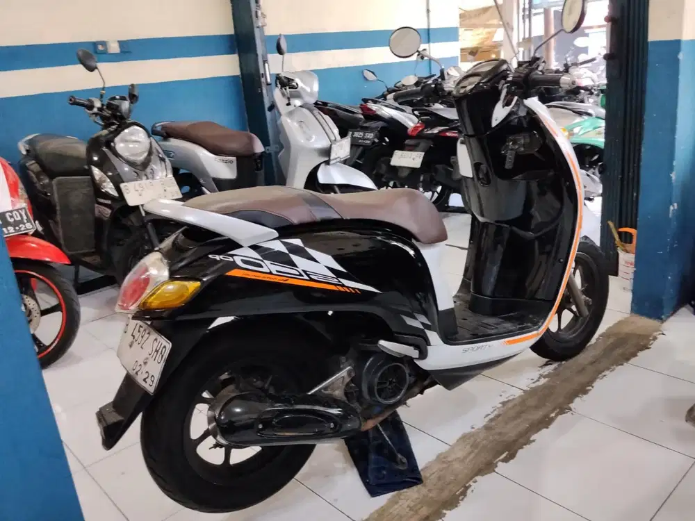 for sale Honda Scoopy donat 2019 siap pakai super mulus