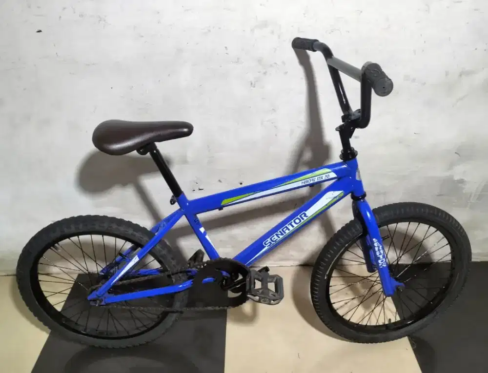 Sepeda BMX ukuran 20 rem tarpedo kondisi normal