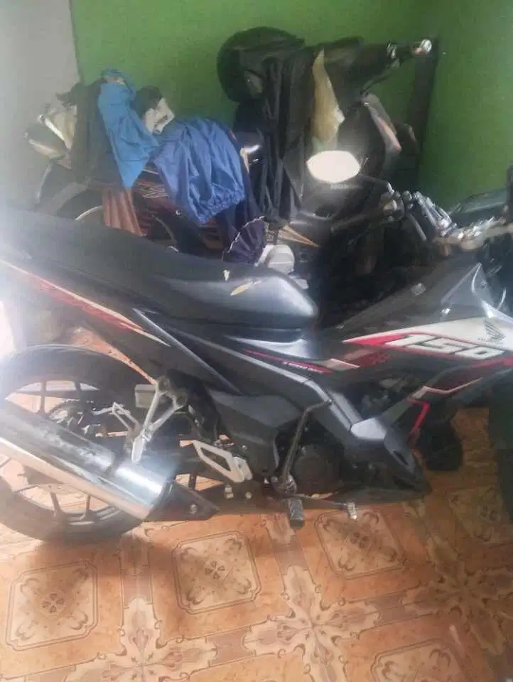 HELM IN ALL 50 JUTA + KULKAS AC TV KURSI JATI JAM KASUR GITAR GOLF DLL