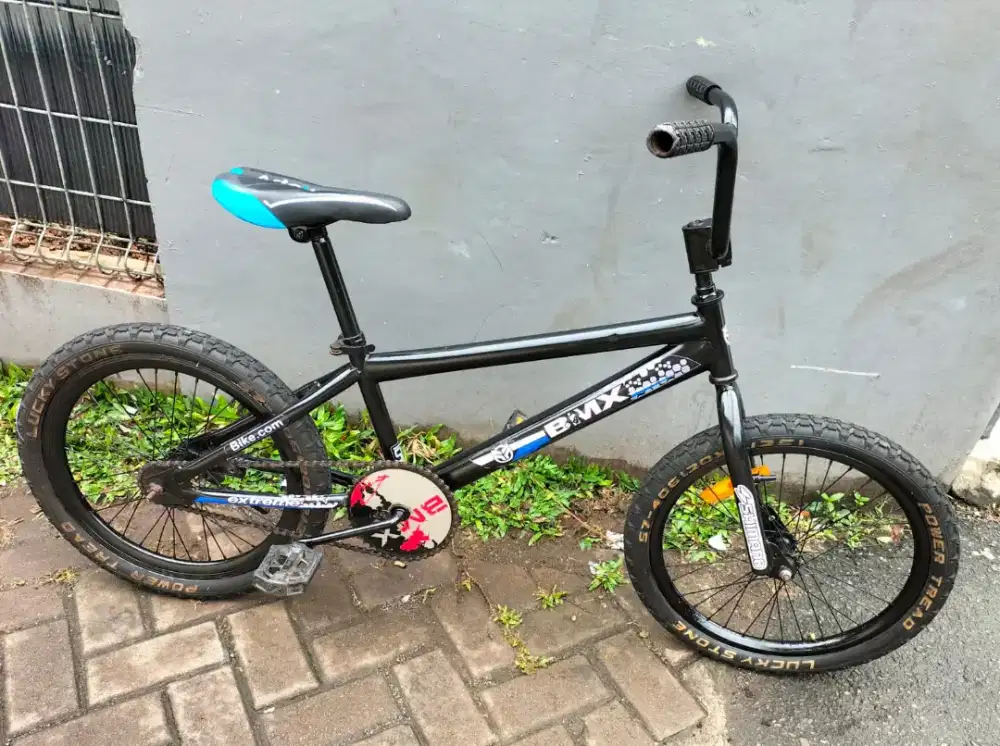 Sepeda BMX ukuran 20 rem tarpedo kondisi normal