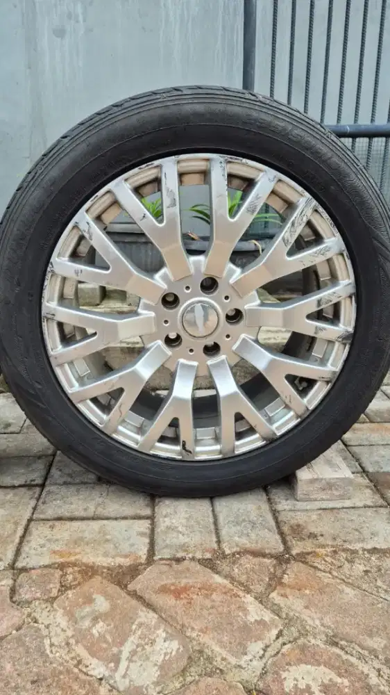 Velg Khan Cosworth R18