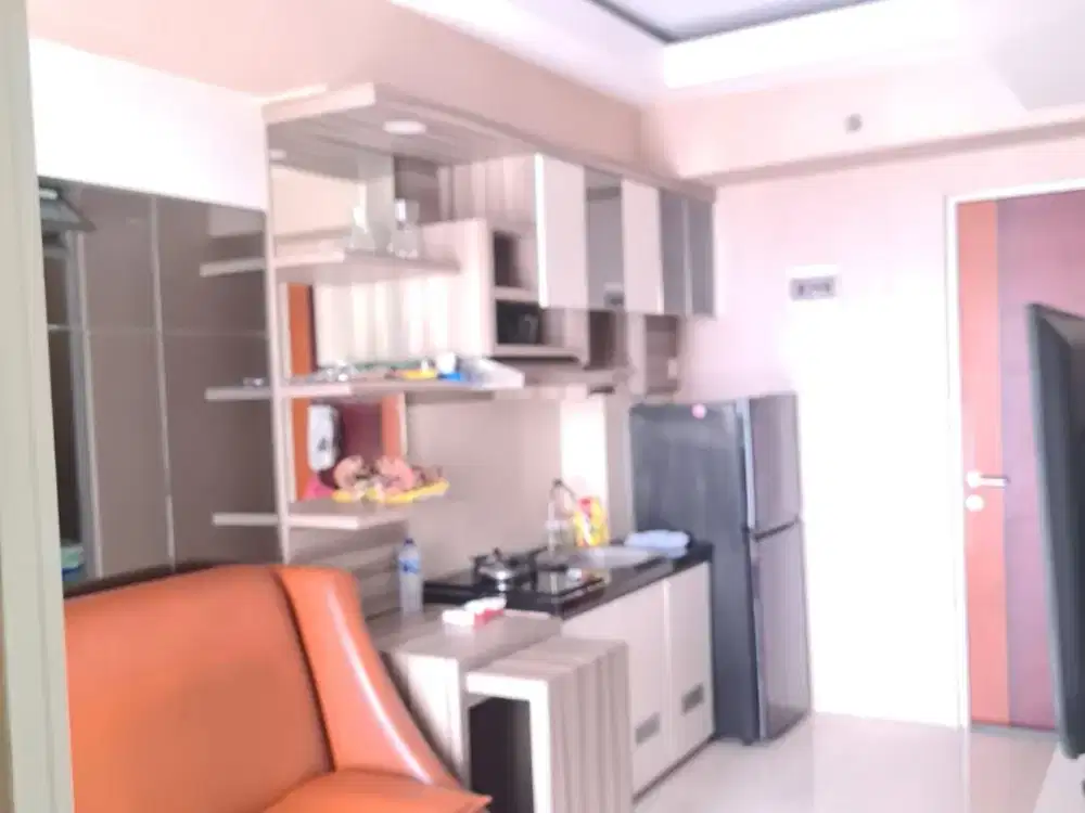 Apartemen Gunawangsa Tidar 2BR Bagus Furnished Siap Huni