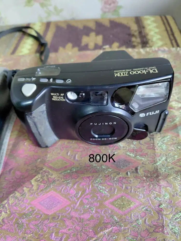 Aneka perlengkapan fotografi