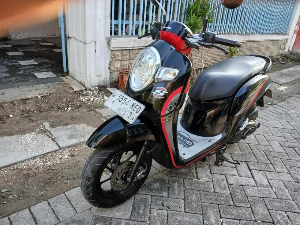 Scoopy 2019 km 35 rb plat w sda kondisi sgt bagus siap pakai
