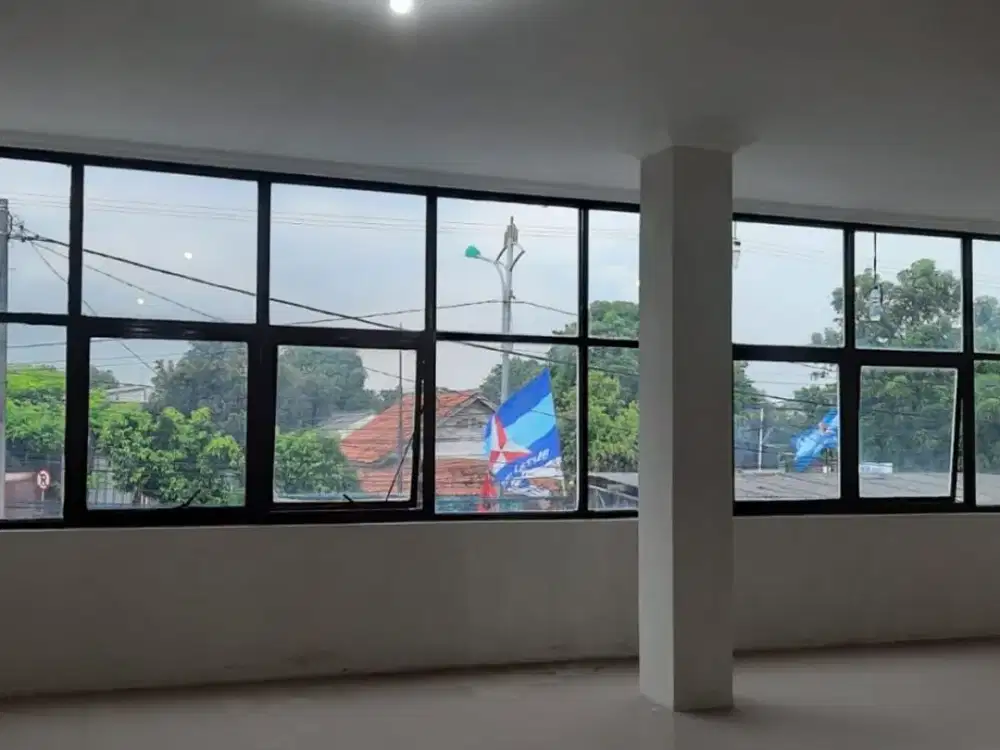 Ruko Besar ada Rooftop Pinggir Jalan Utama Narogong Siap Huni Akses Container *l514qp