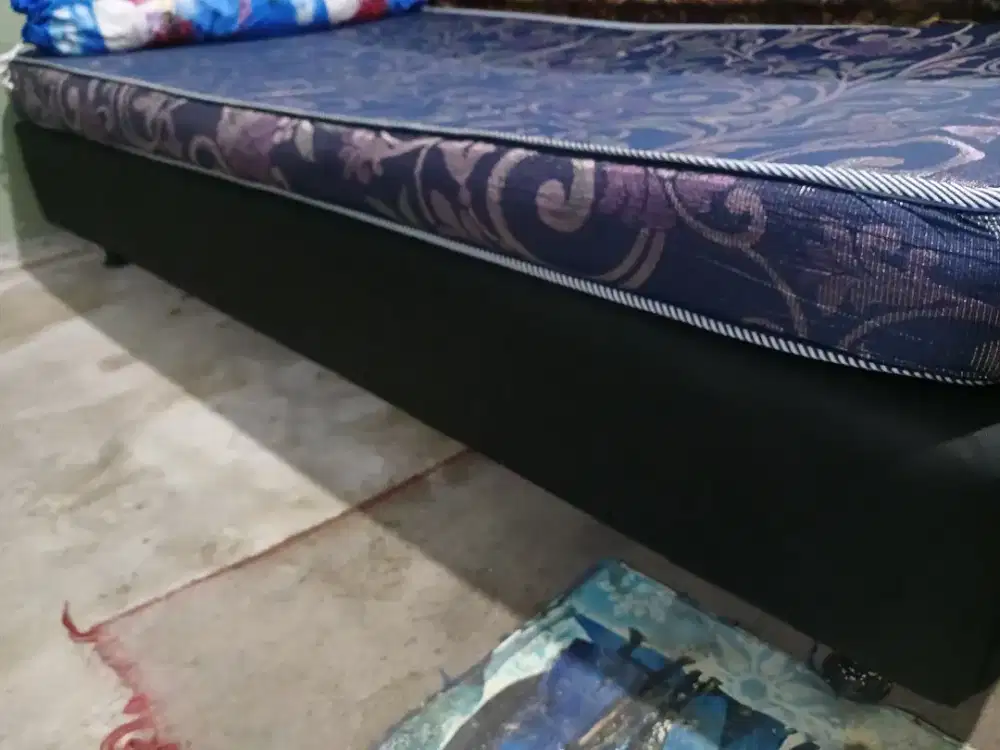 Dj set tempat tidur  kasur busa + divan box minimalis