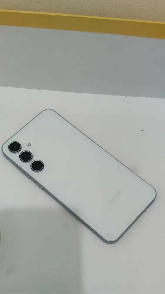 SAMSUNG A55 8GB/256GB