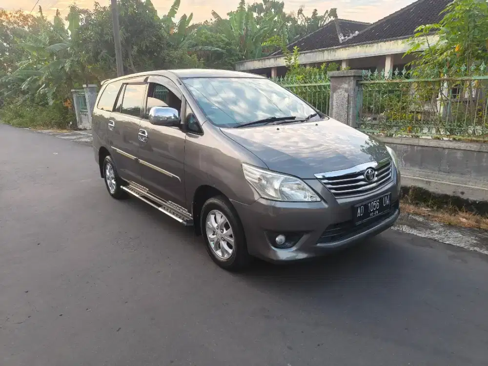 Kijang Innova G diesel manual 2012 plat AD Boyolali full ori istimewa