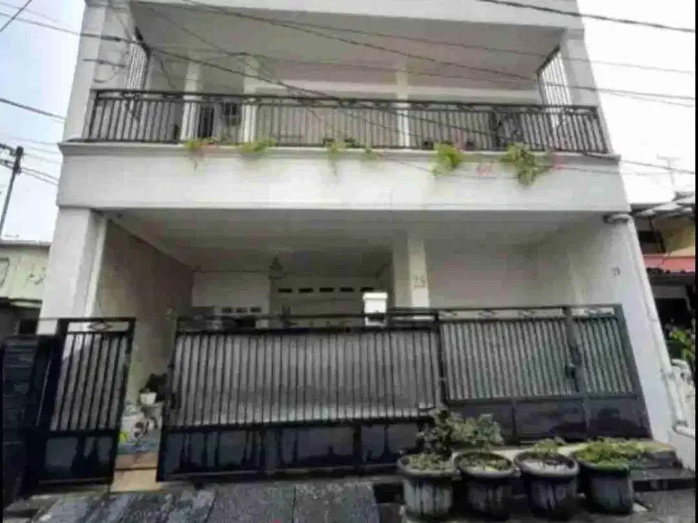 RUMAH MEWAH DI PONDOK BAMBU