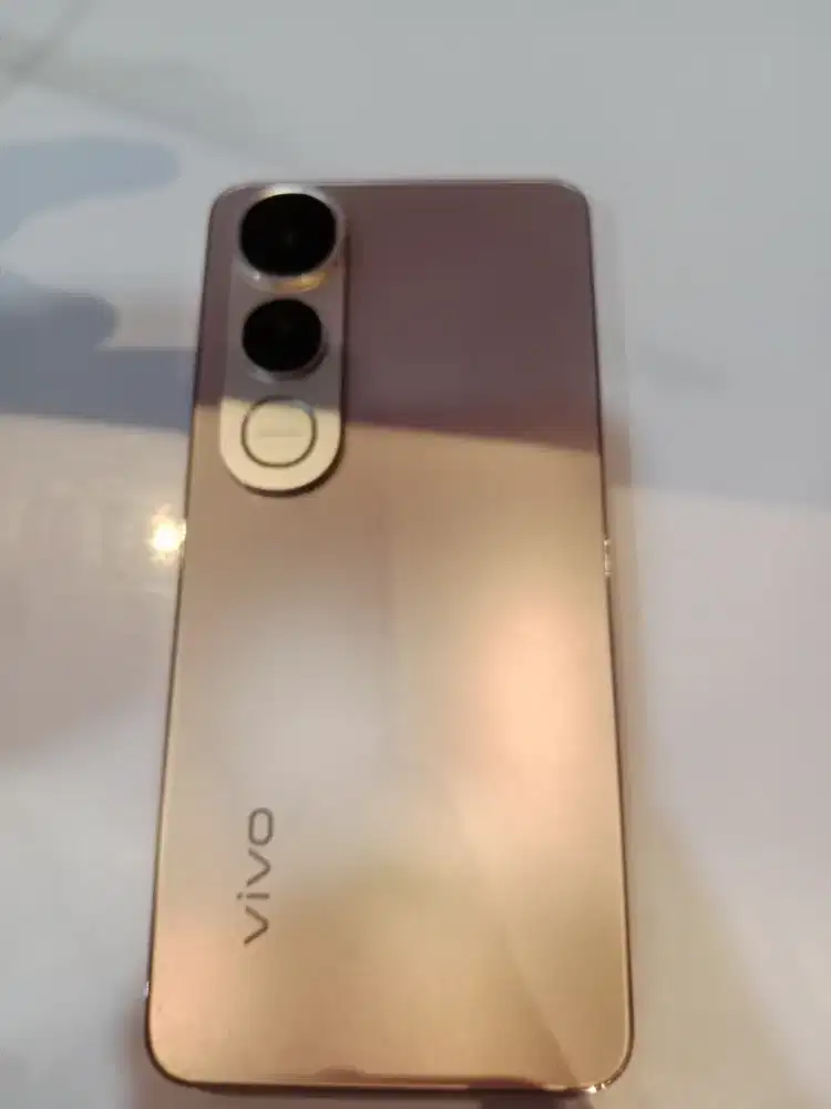 hp second vivo v50 lite