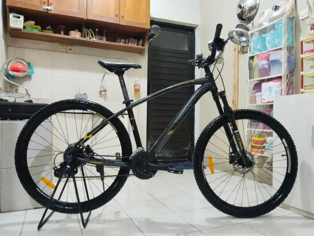 Sepeda MTB Thrill Cleave 1.0