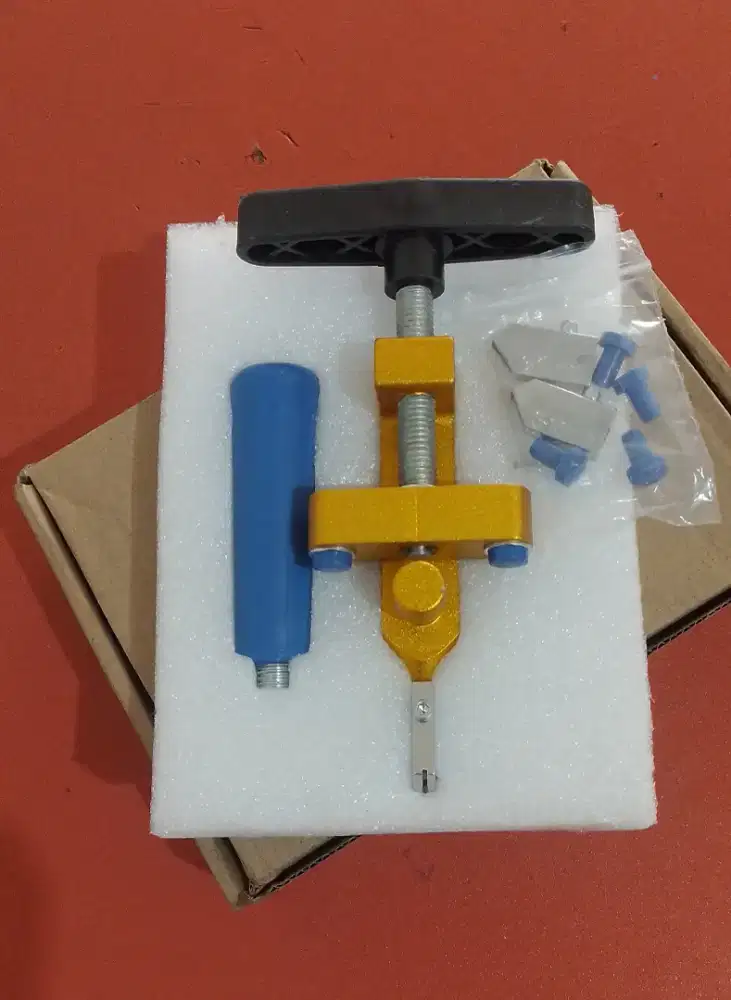 Jl. Alat / pisau potong kaca