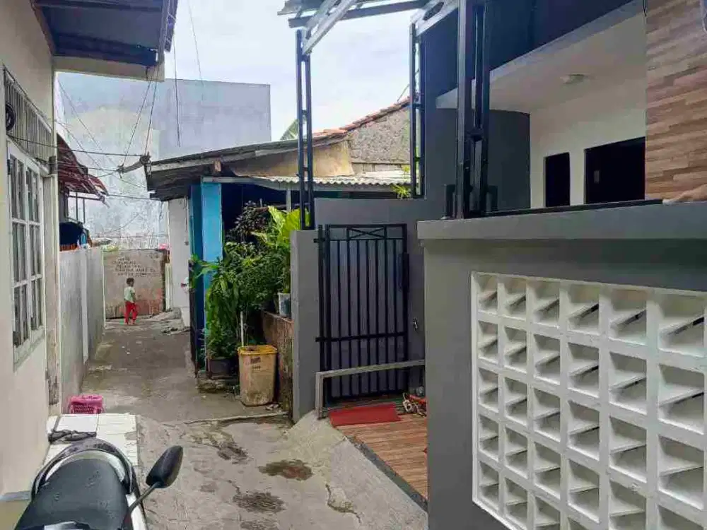 Rumah dijual di Bintara akses Motor