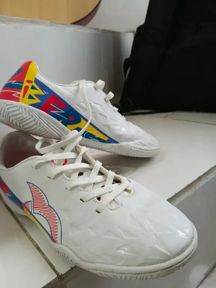Sepatu Futsal Ortuseight