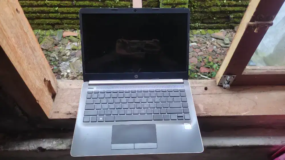 Dijual Laptop HP 14s-cf1047TU