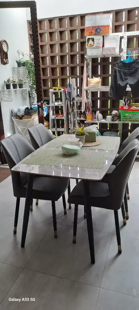 SET MEJA MAKAN 4SEAT