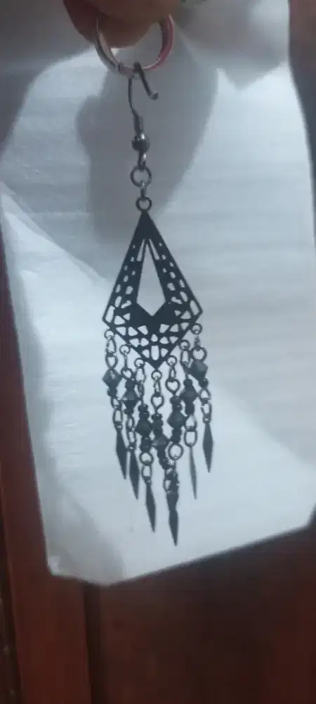 Anting-anting juntai vintage