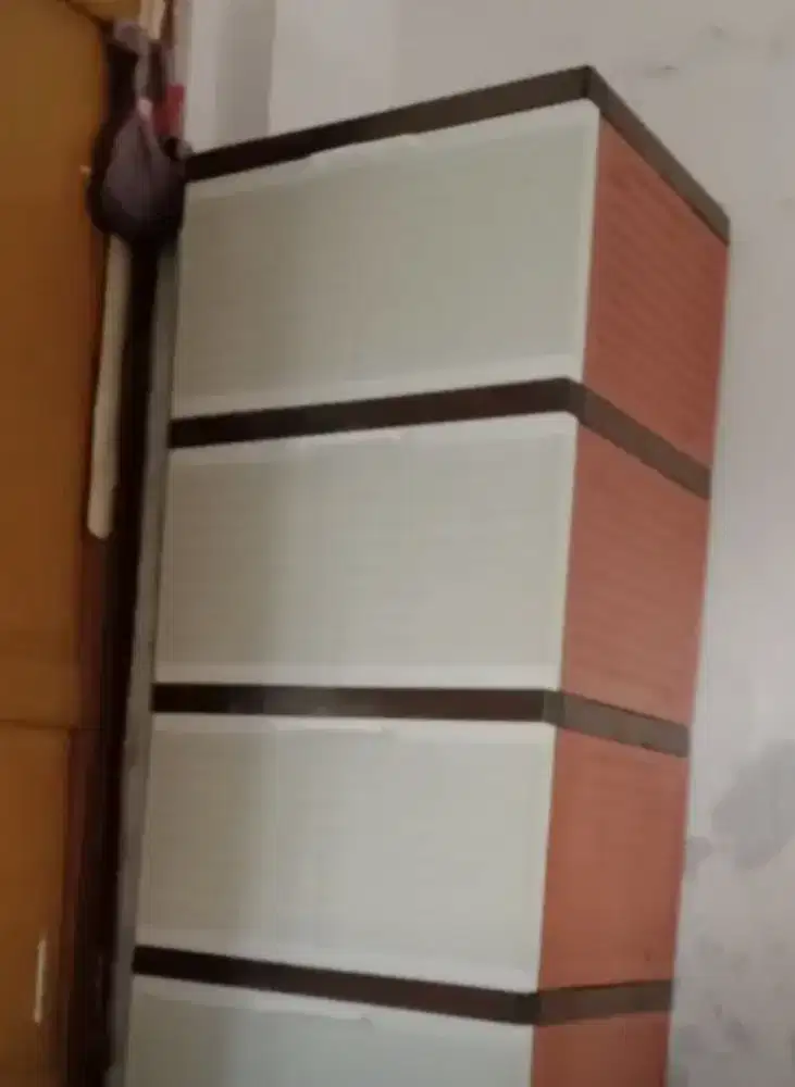 lemari plastik 4susun