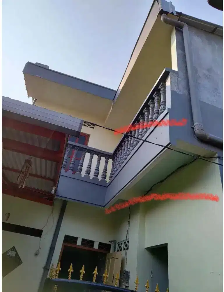 Rumah 2 lantai di jual