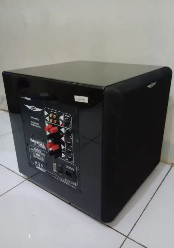 Subwoofer EARTHQUAKE Minime 600watt