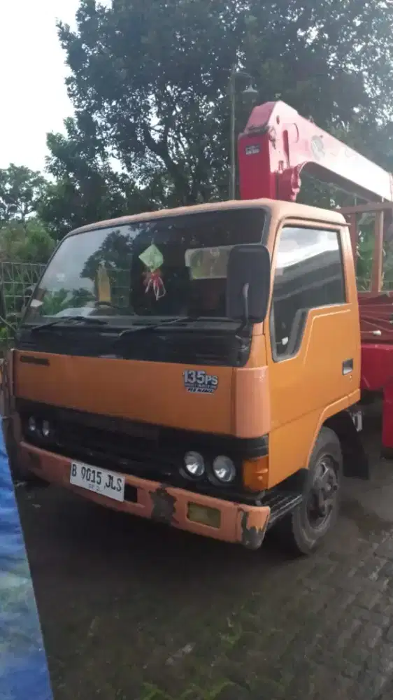 Mitsubishi fe 447 Crane