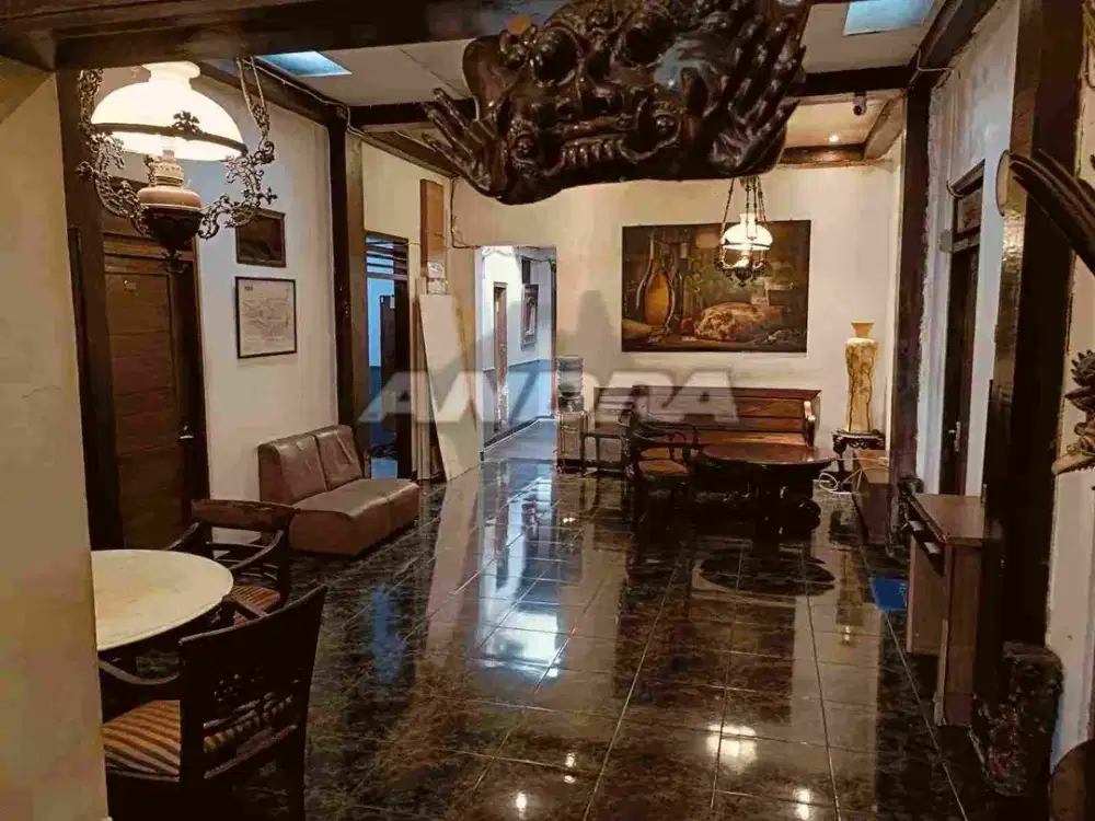 Hotel di jual di Solo Surakarta dekat sriwedari manahan Radjiman