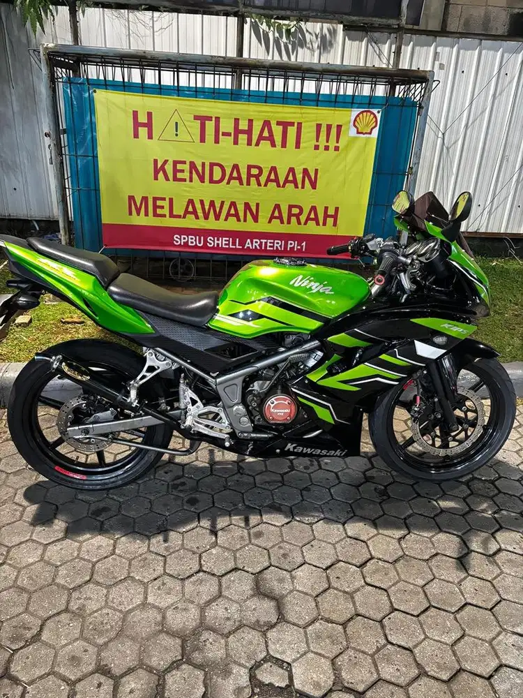 Kawasaki ninja RR new