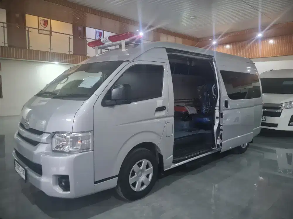 TERBAGUS, KAROSERI AMBULANCE -