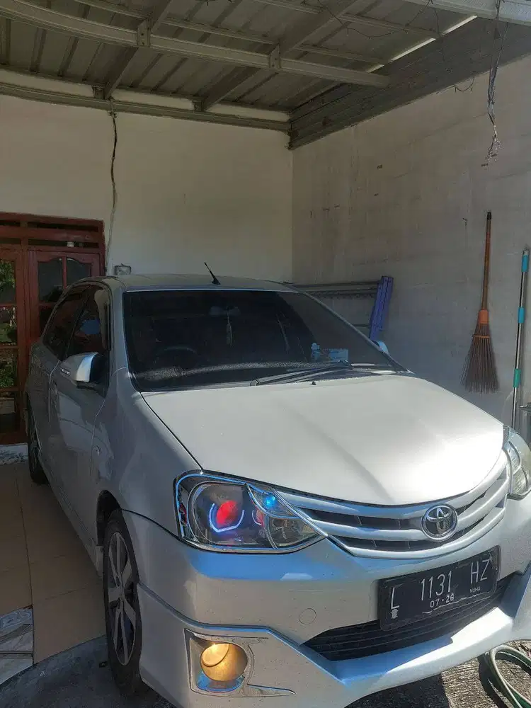 dijual santai etios valco type tertinggi G TAHUN 2013 milik pribadi