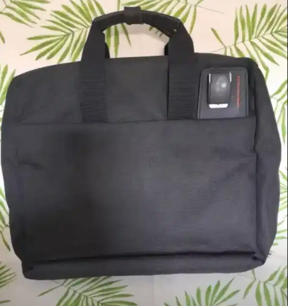 Tas kerja /Bussiness travel bag Mandarina Duck Original