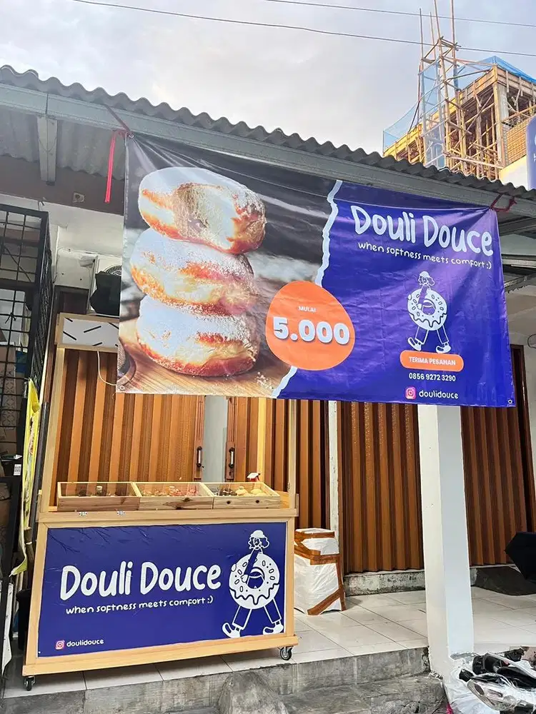 DIBUTUHKAN SEGERA KITCHEN CREW UNTUK PRODUKSI DONAT