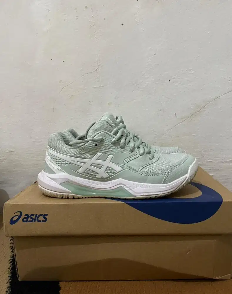 Sepatu asics padel tenis