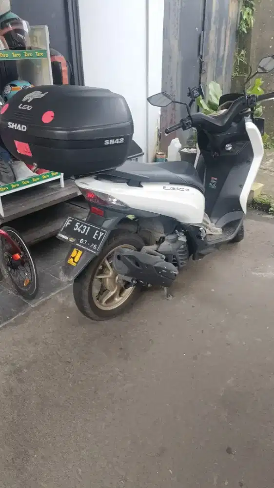 YAMAHA LEXY 125cc PUTIH LOW KM Include BOX