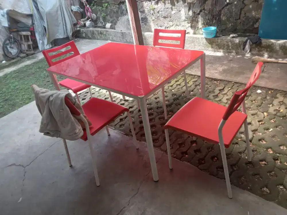 Meja Makan Santai Acrylic fullset