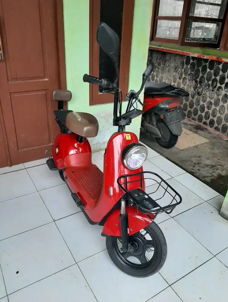 Sepeda Listrik Uwinfly