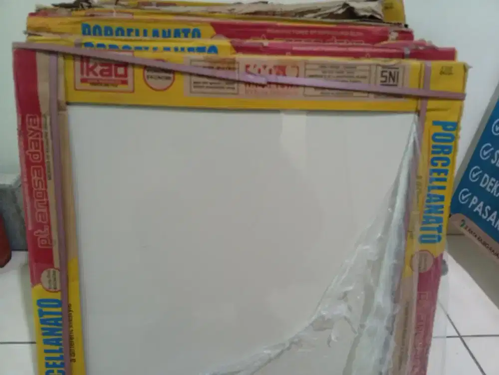 granite merek ikad kw 2