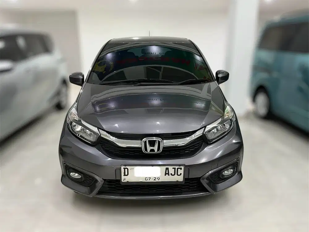 Honda Brio 2021 E matic Abu siap pakai