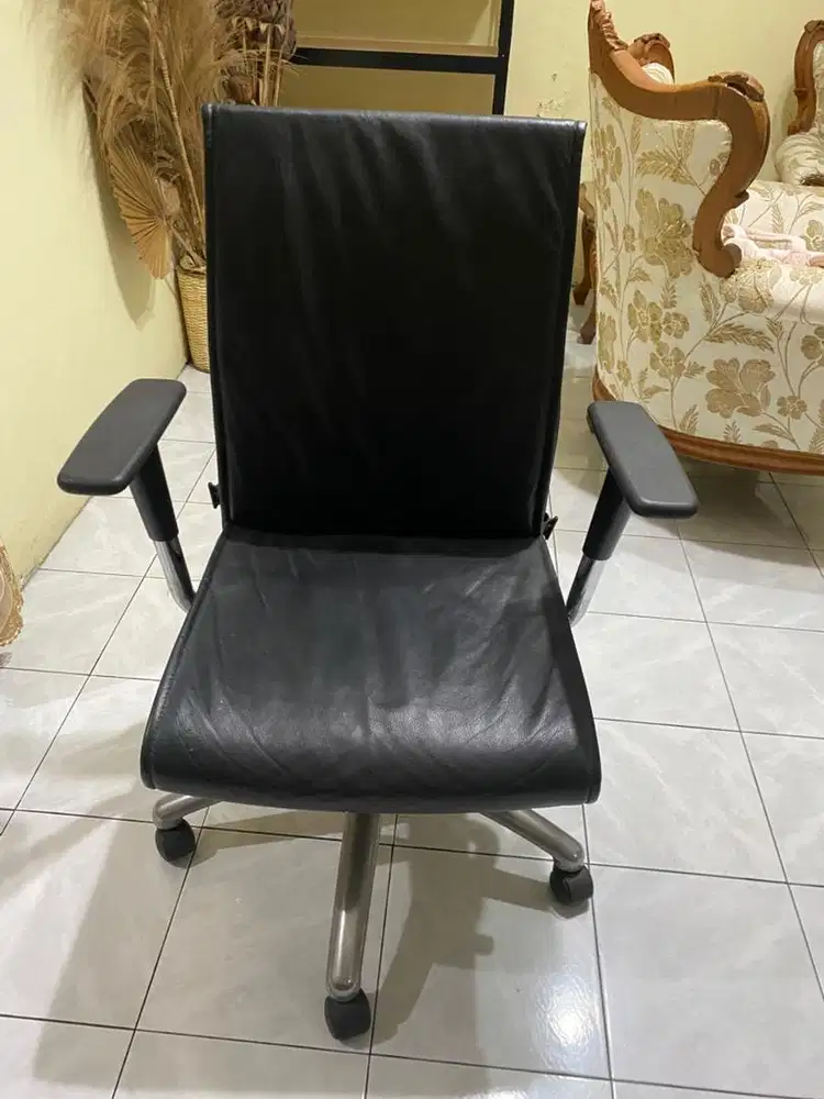 Dijual meja & kursi kerja