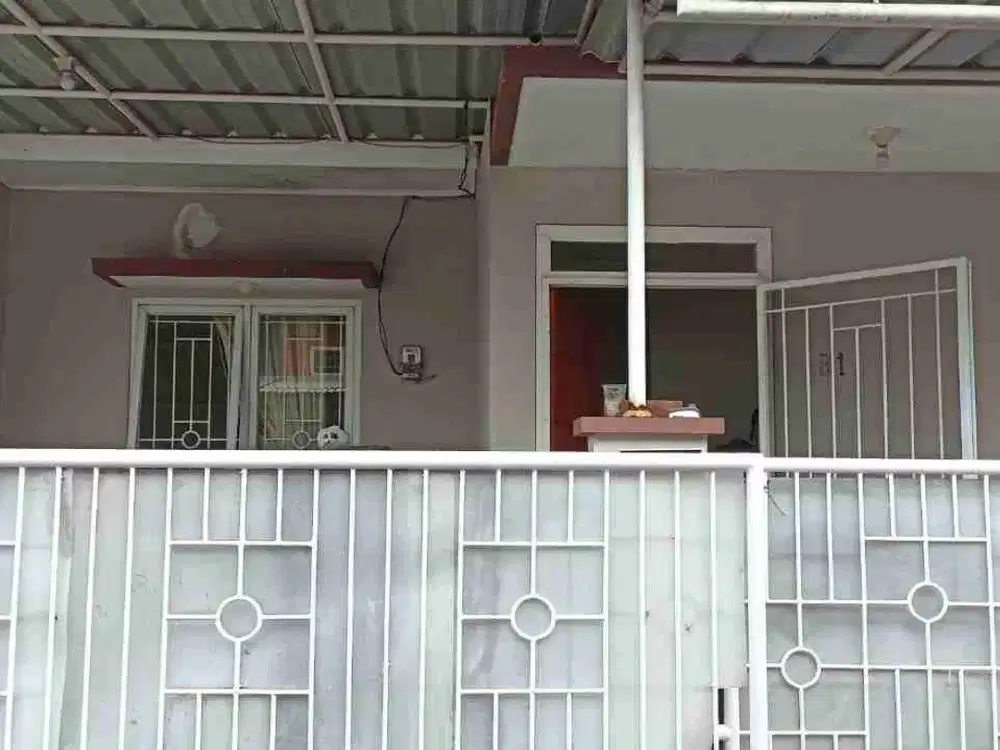 DIJUAL RUMAH GRAND MUTIARA - HOEK - CIMONE